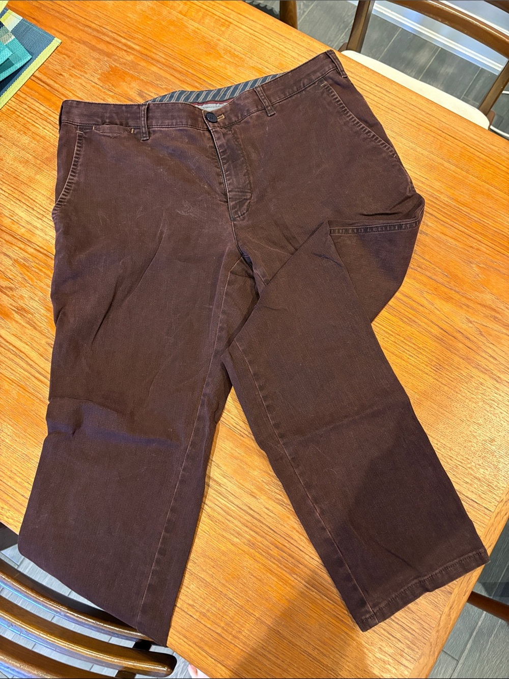 Men's Chinos in Dark Brown - Classic Straight Fit
